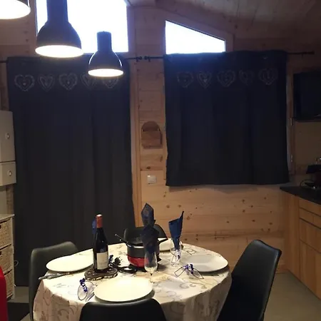 Le Petit Saint Bernard Chalet *